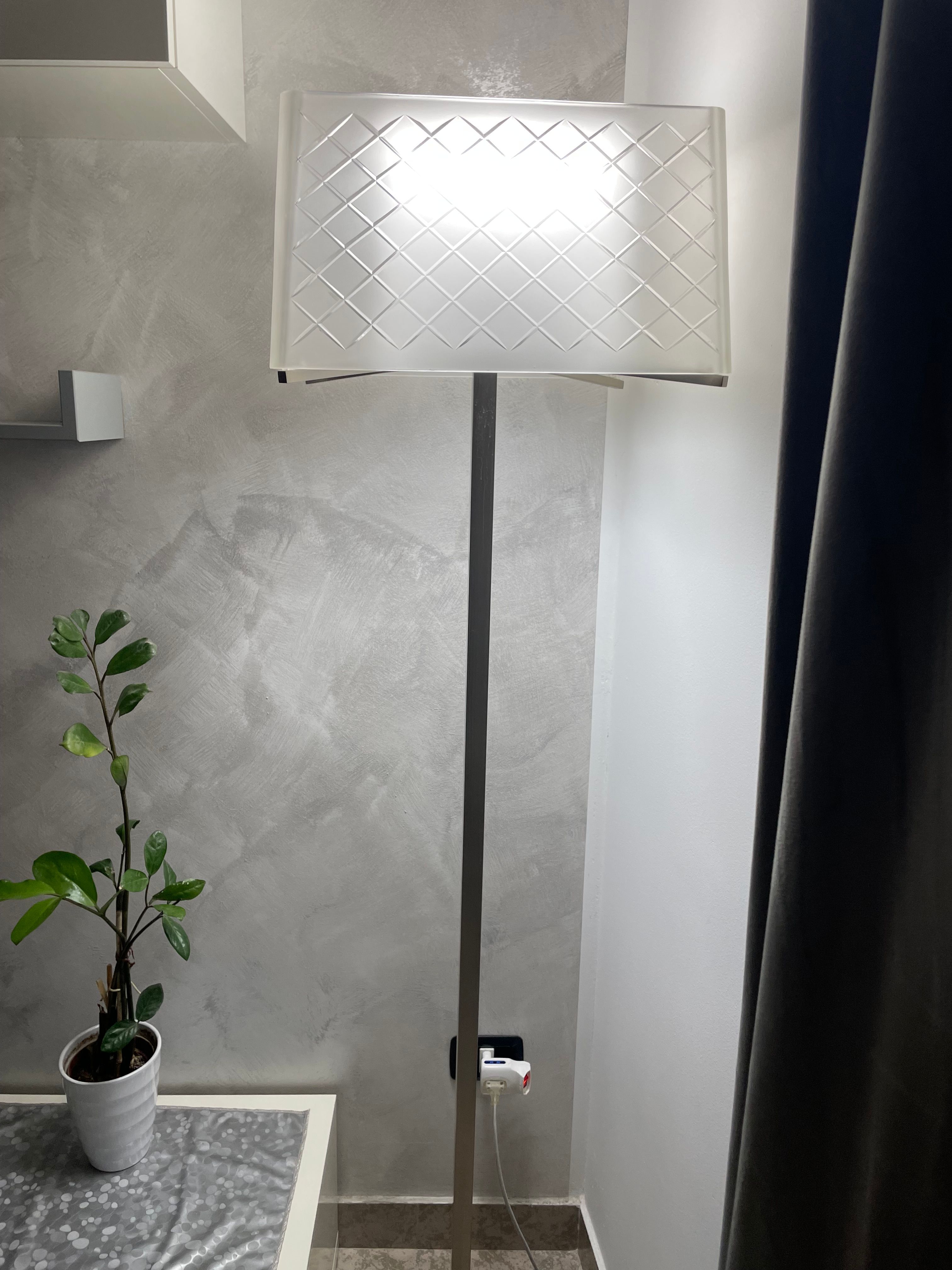 Lámpara de pie Metropolitan Square de vidrio soplado Main