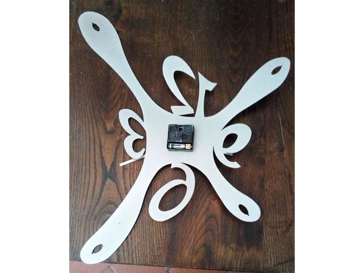 Design wall clock in aluminum, Arti & Mestieri 1
