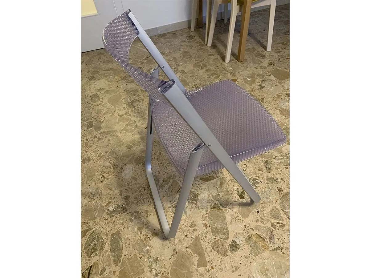Set of 4 Honeycomb folding chairs in polycarbonate 4
