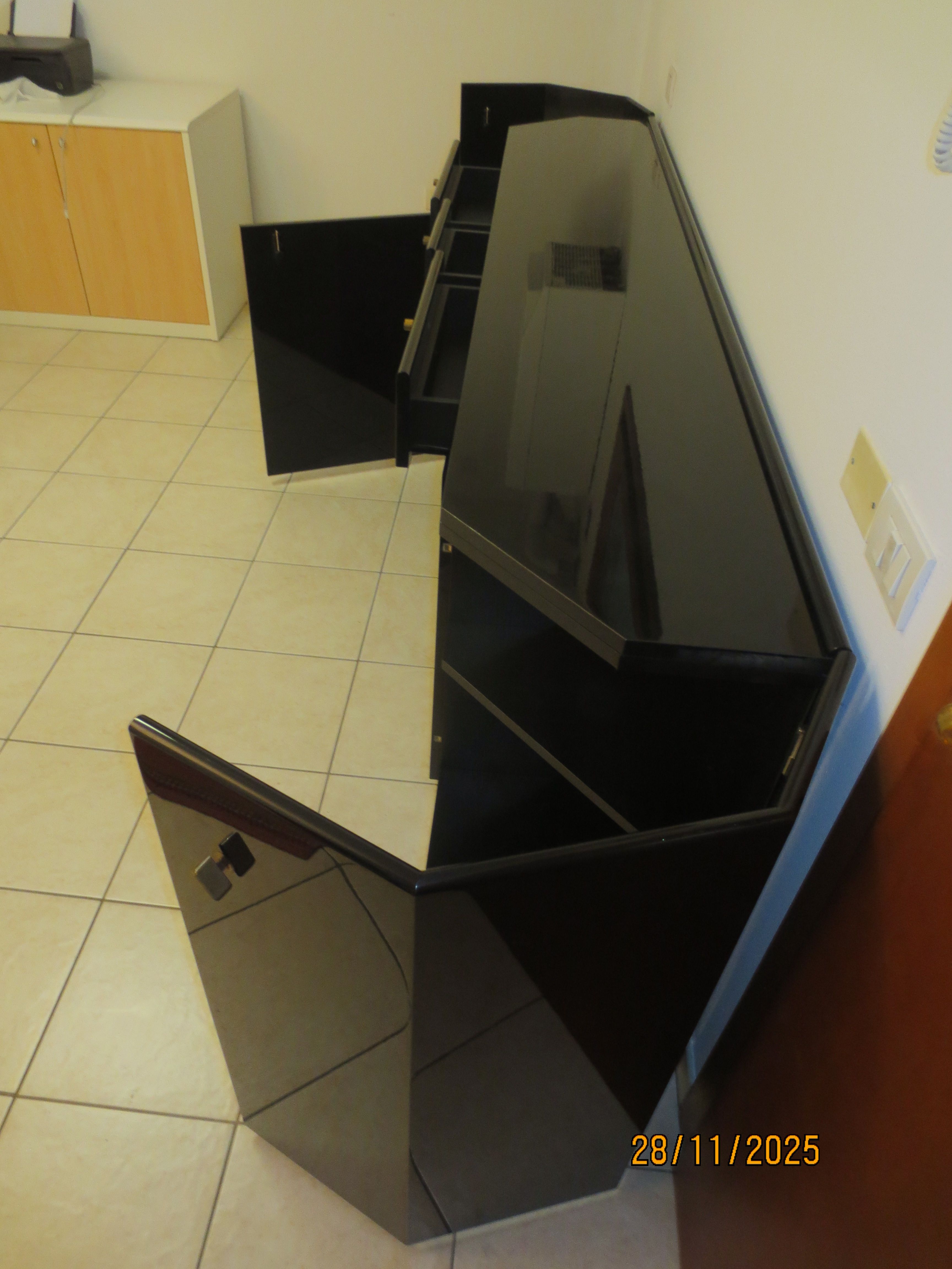 Bramantino 88 Sideboard von Kazuhide Takahama Side