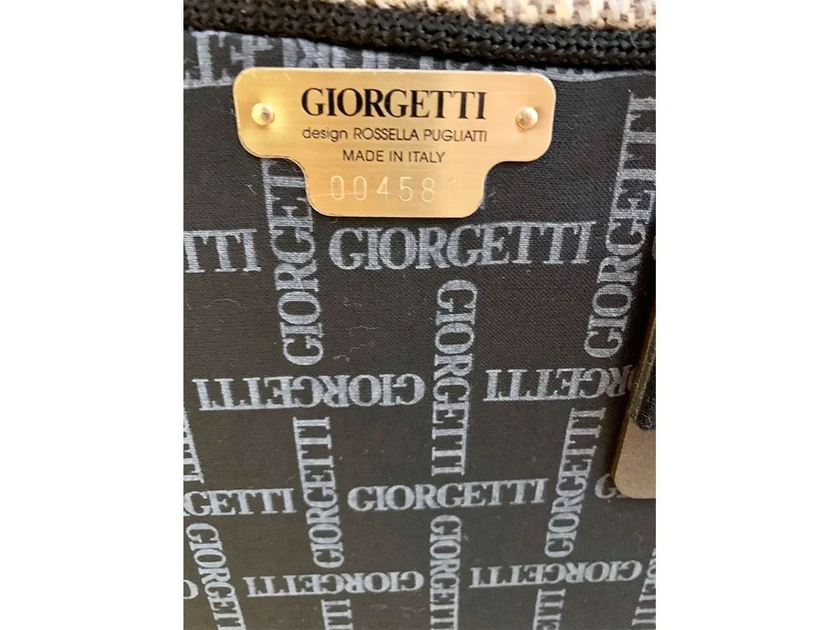 Hug, Giorgetti 