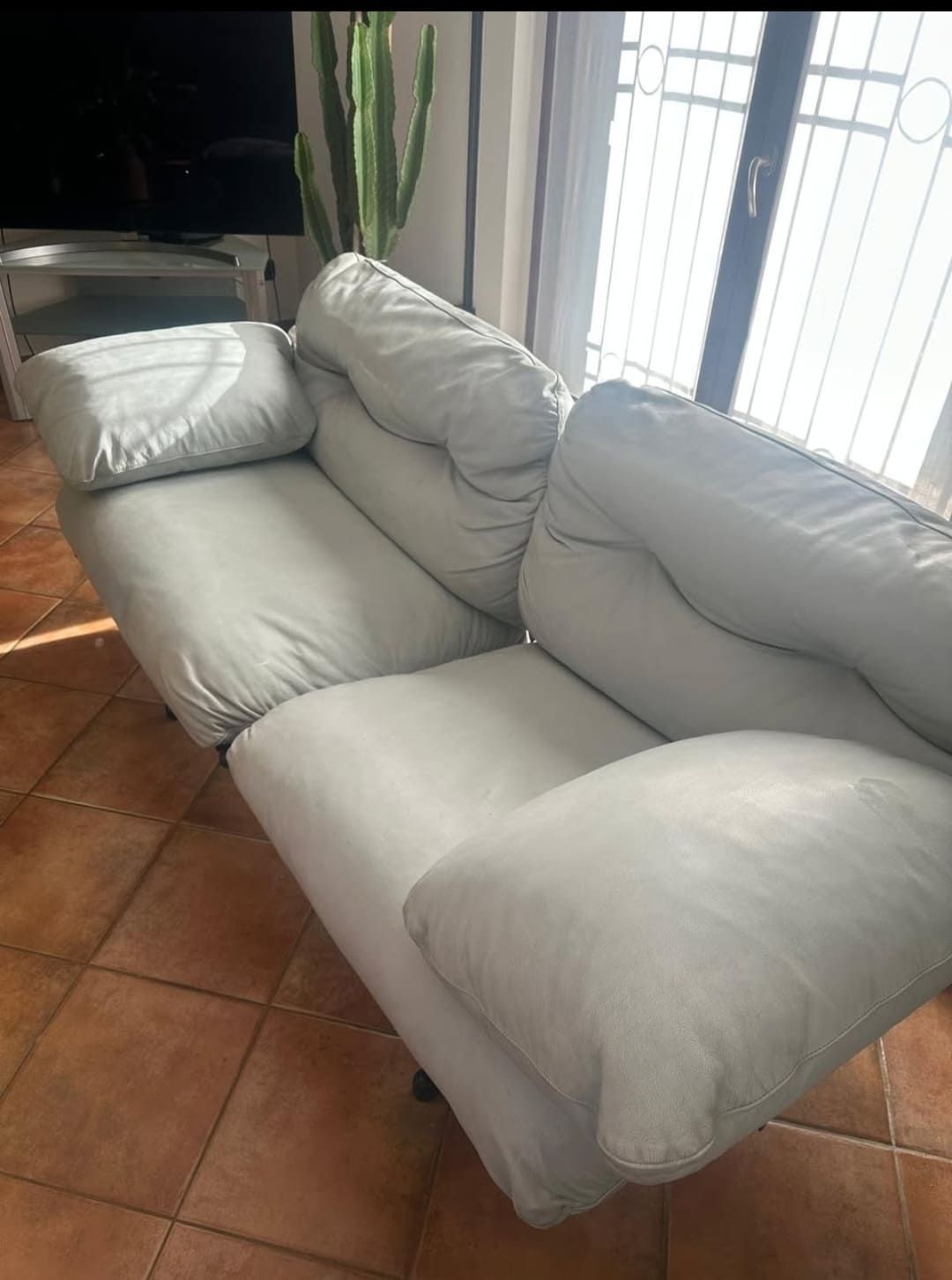 2-zitsbank Ouverture Standard van Pierluigi Cerri Front