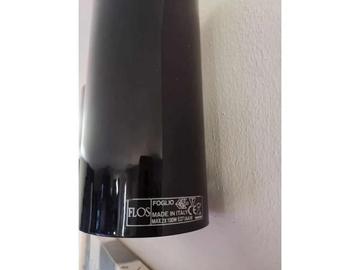 Lampada a parete Foglio nera e bianco, Flos 2