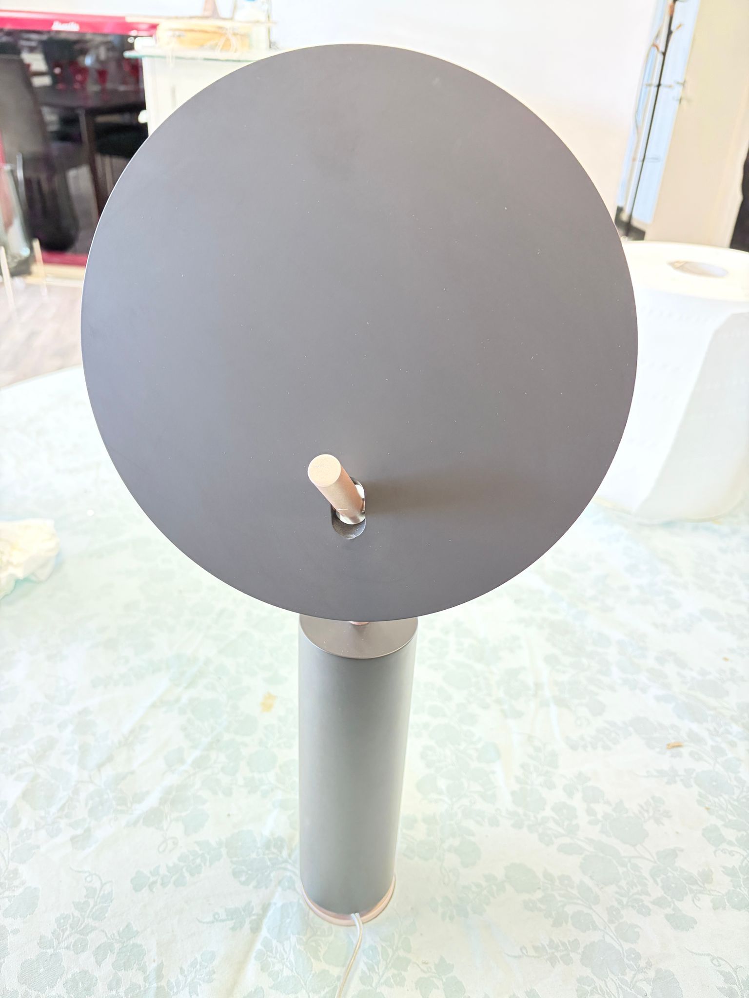 Lampada da tavolo Luà LG in alluminio Main