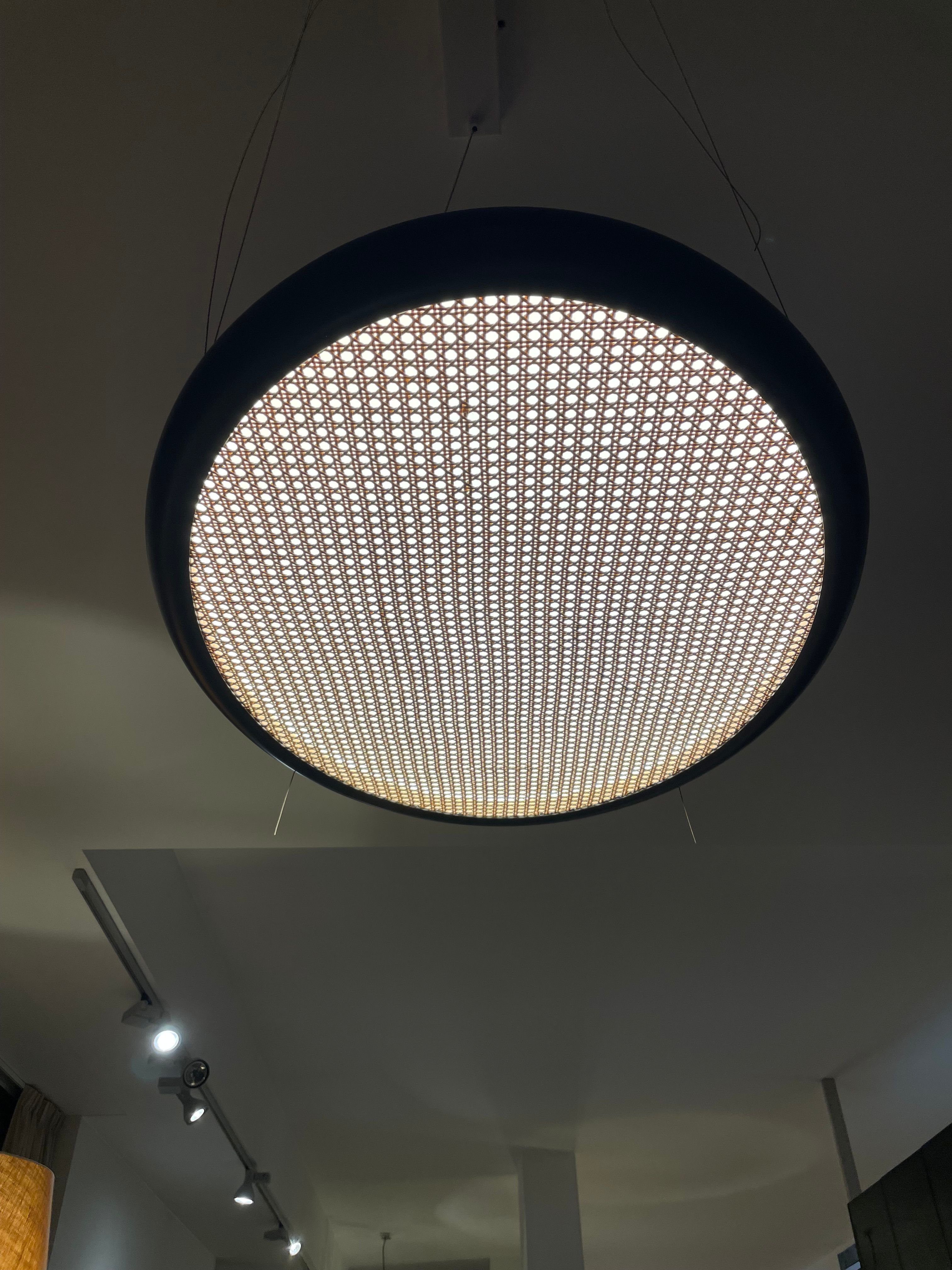 Suspension Bogotà par Massimiliano Raggi Front