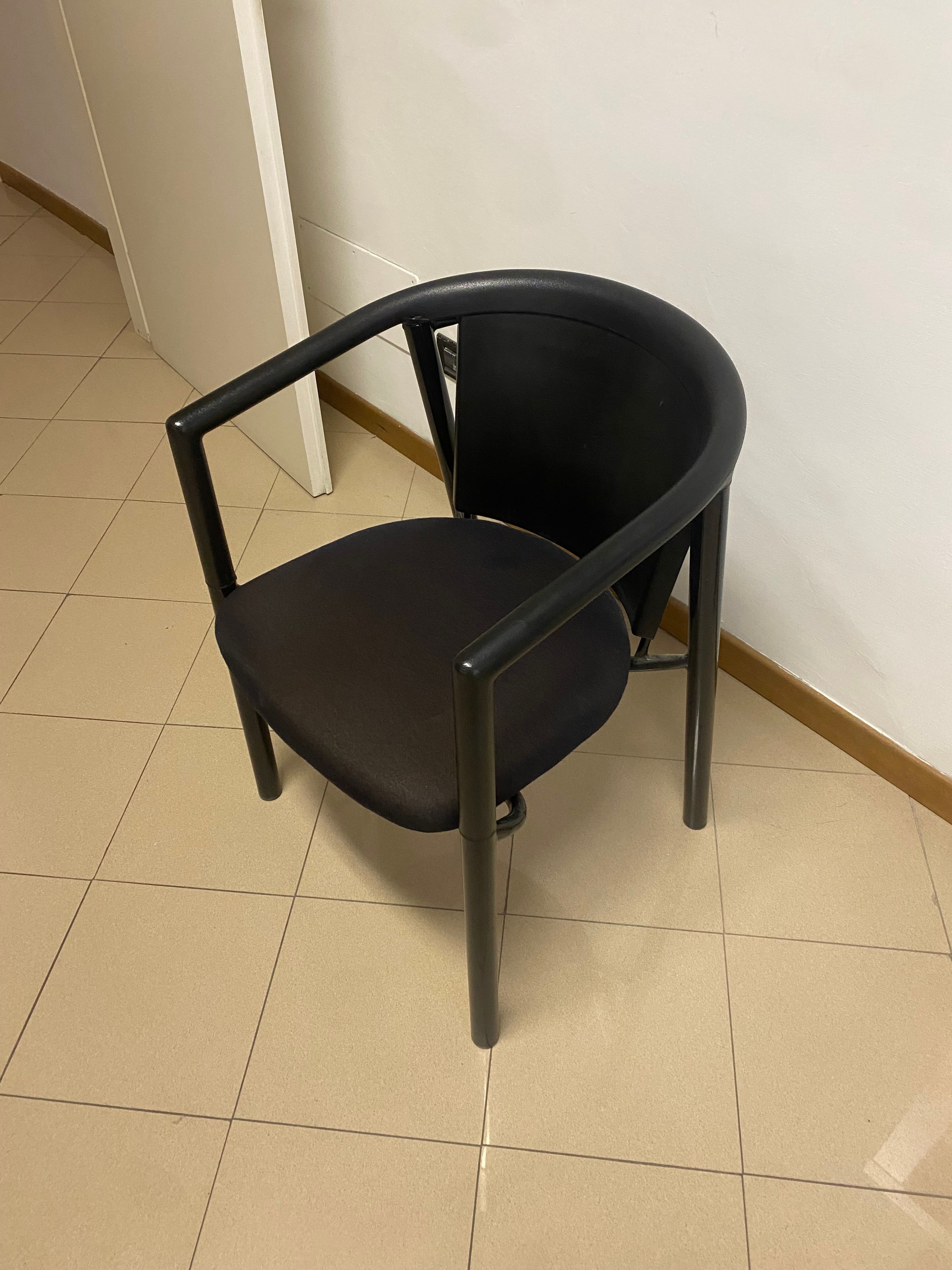 Poltroncina Mixer vintage in velluto nero Front