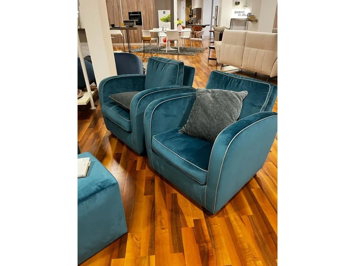Set 2 poltrone Carmen con 2 pouf, Cava 3