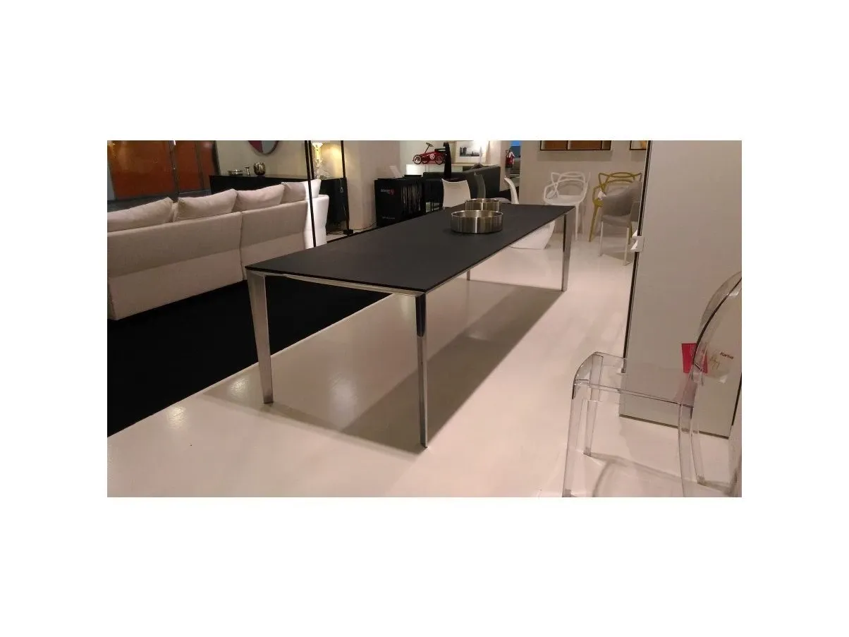 Filigree rectangular table, Molteni&C 1