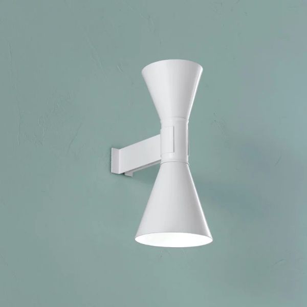 Lampada da parete de Marseille bianca di Le Corbusier, Nemo image