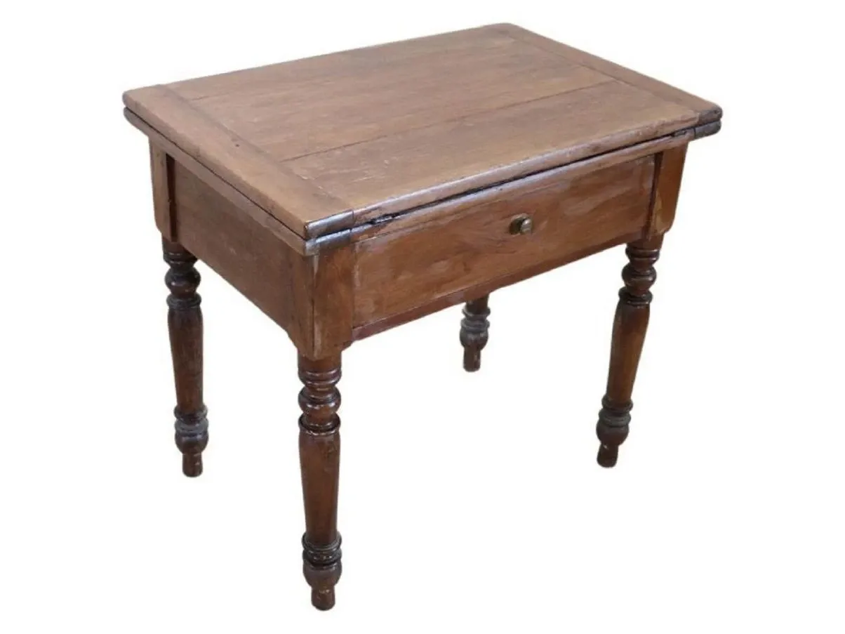 Vintage table in poplar wood (19th century), image