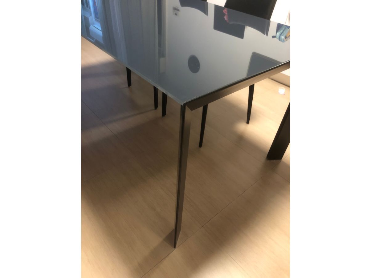 Gray extendable Nori table 5