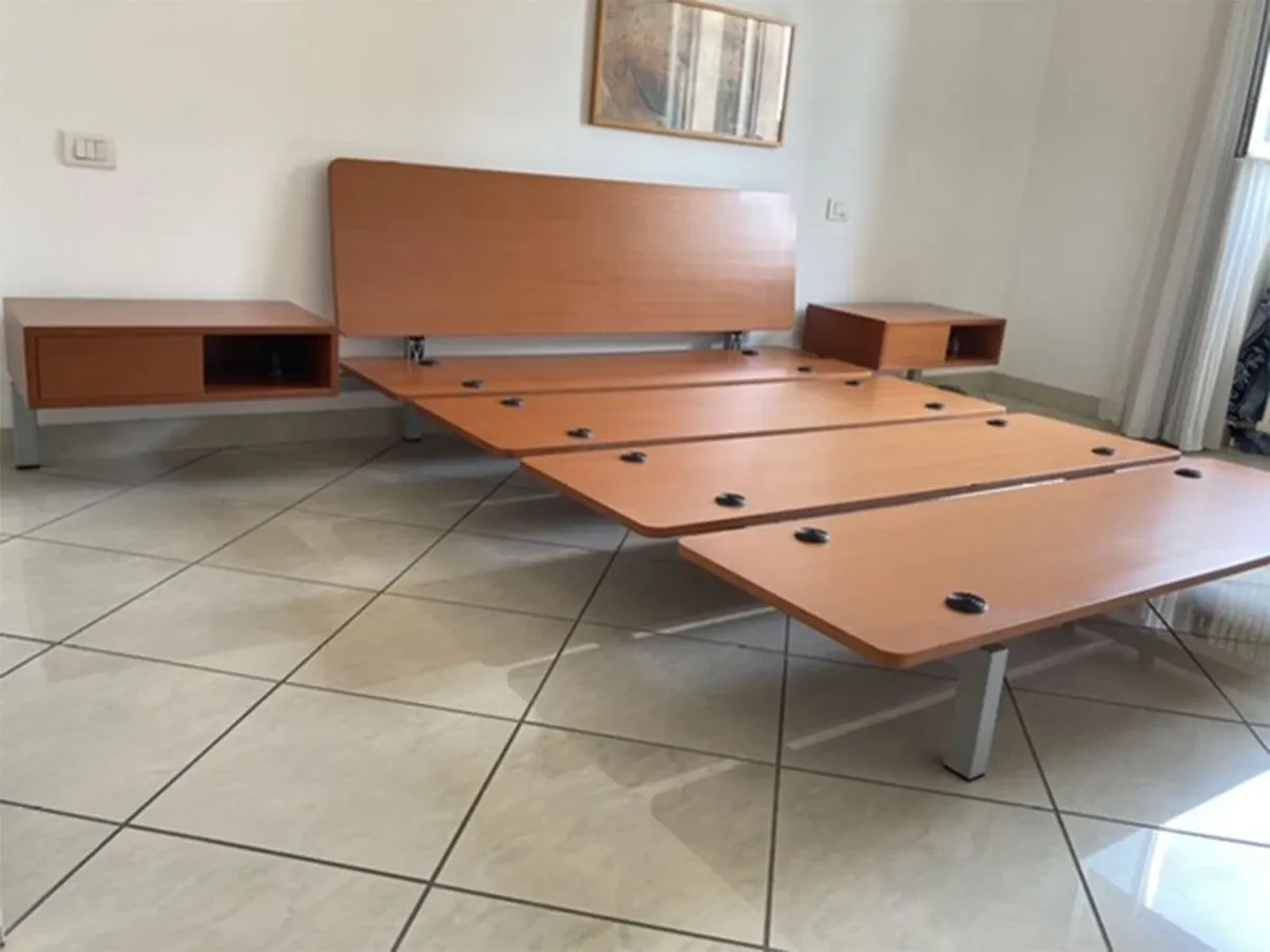 Doppelbett Xen mit Nachttischen aus Buchenholz 2