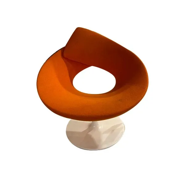 Lock swivel armchair (orange and white), Bonaldo image