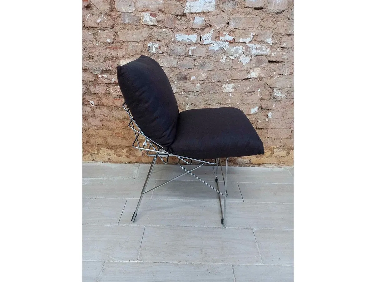 Soft Soft chair by Enzo Mari in metal (black), Robots 