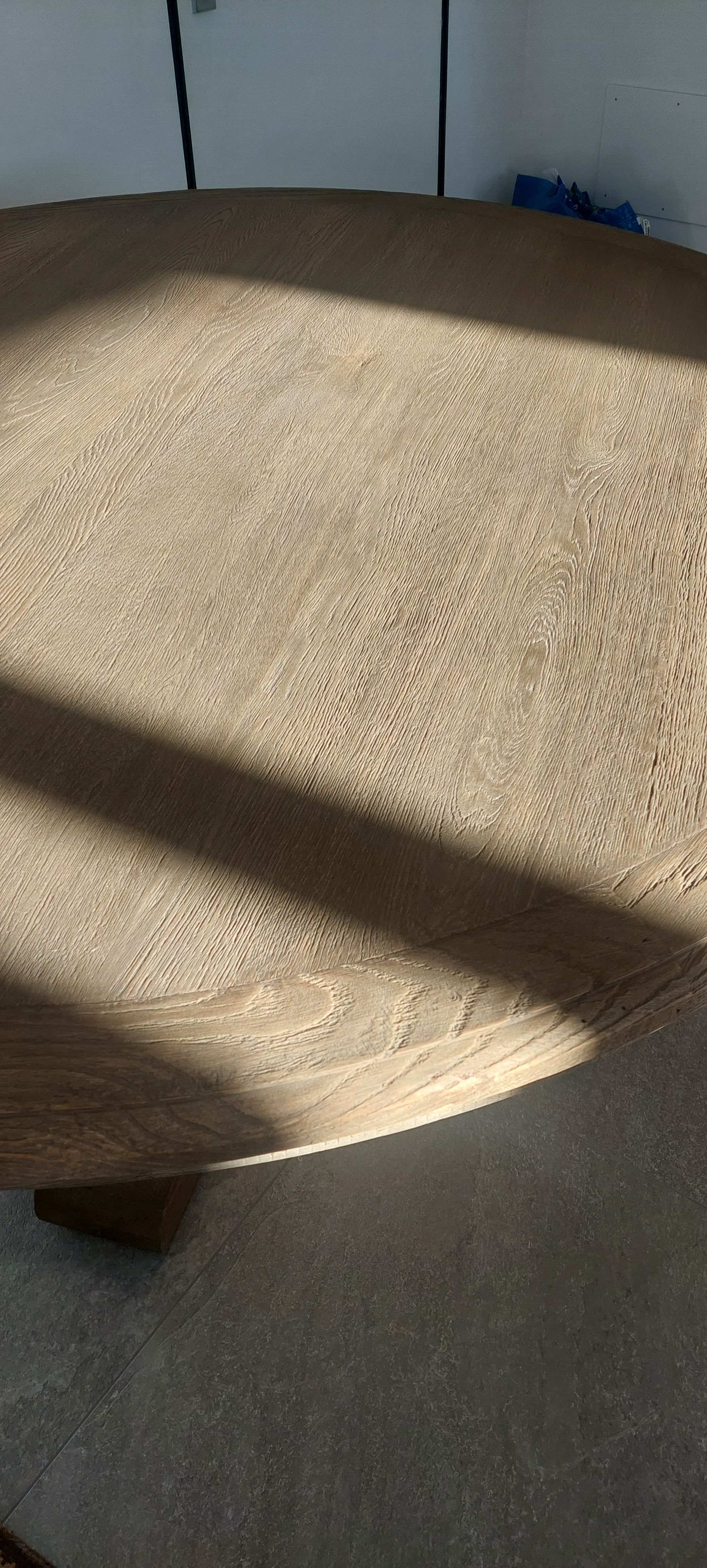 Vintage ronde eettafel van massief eikenhout 9