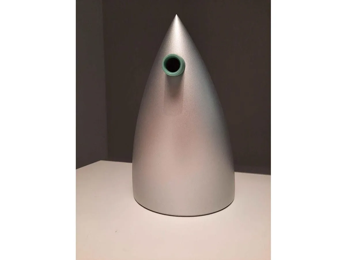 Hot Bertaa kettle by Philippe Starck in aluminum 5