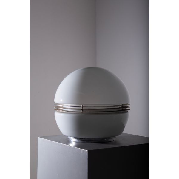 Spherical glass table lamp (70s),  image