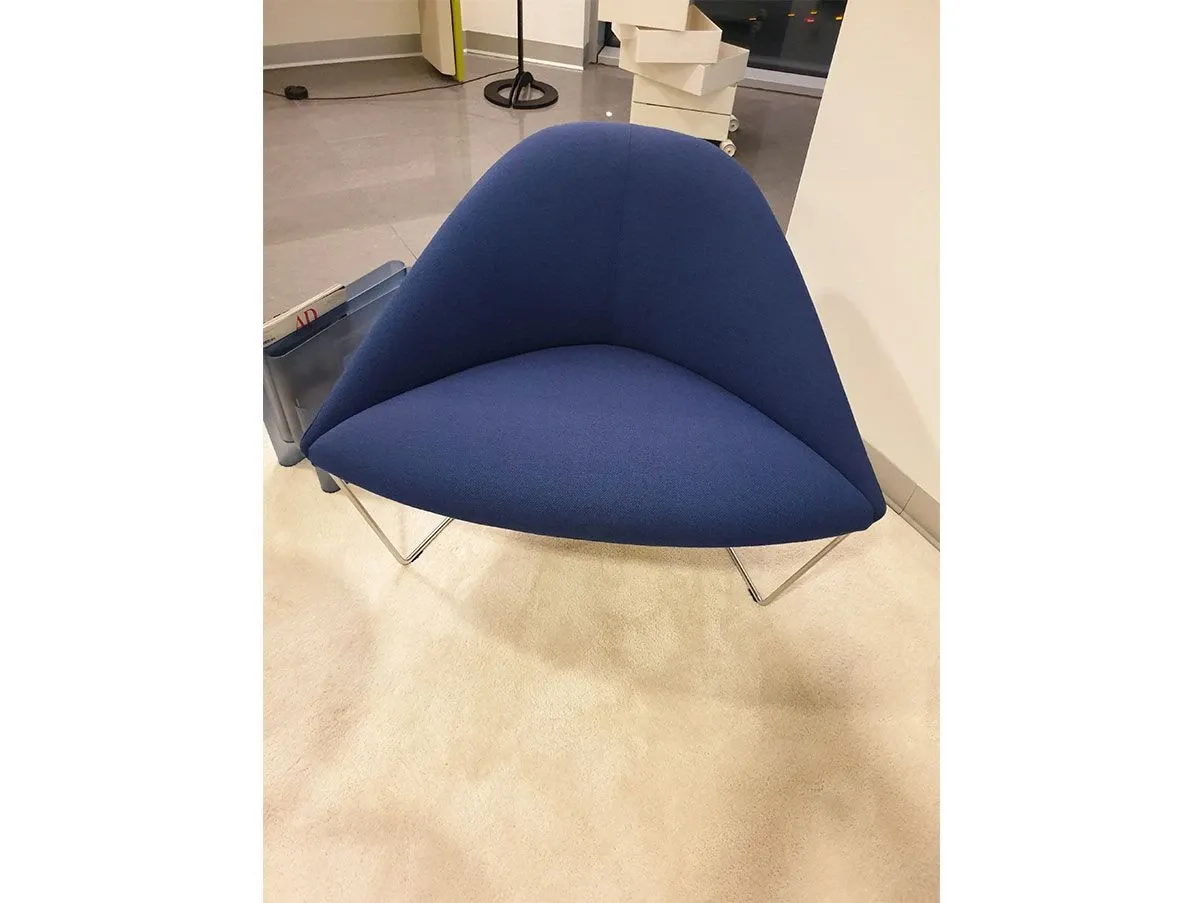 Colina M sled armchair steel and fabric (blue), Arper 2