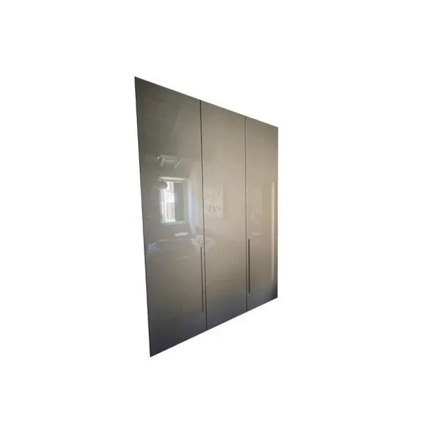 New Entry wardrobe with 3 doors, Poliform image