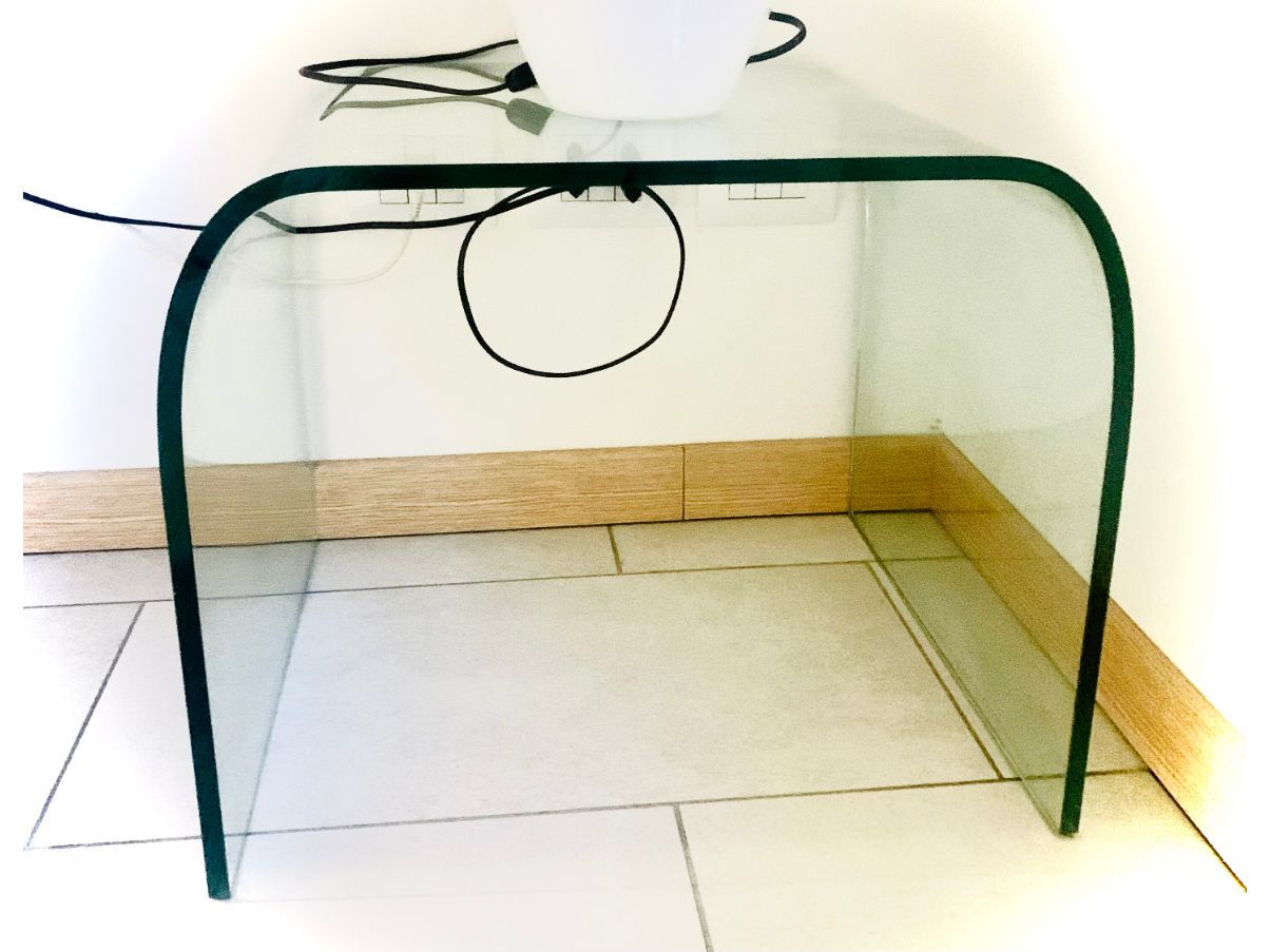 Set of 2 vintage curved glass coffee tables, Deesup