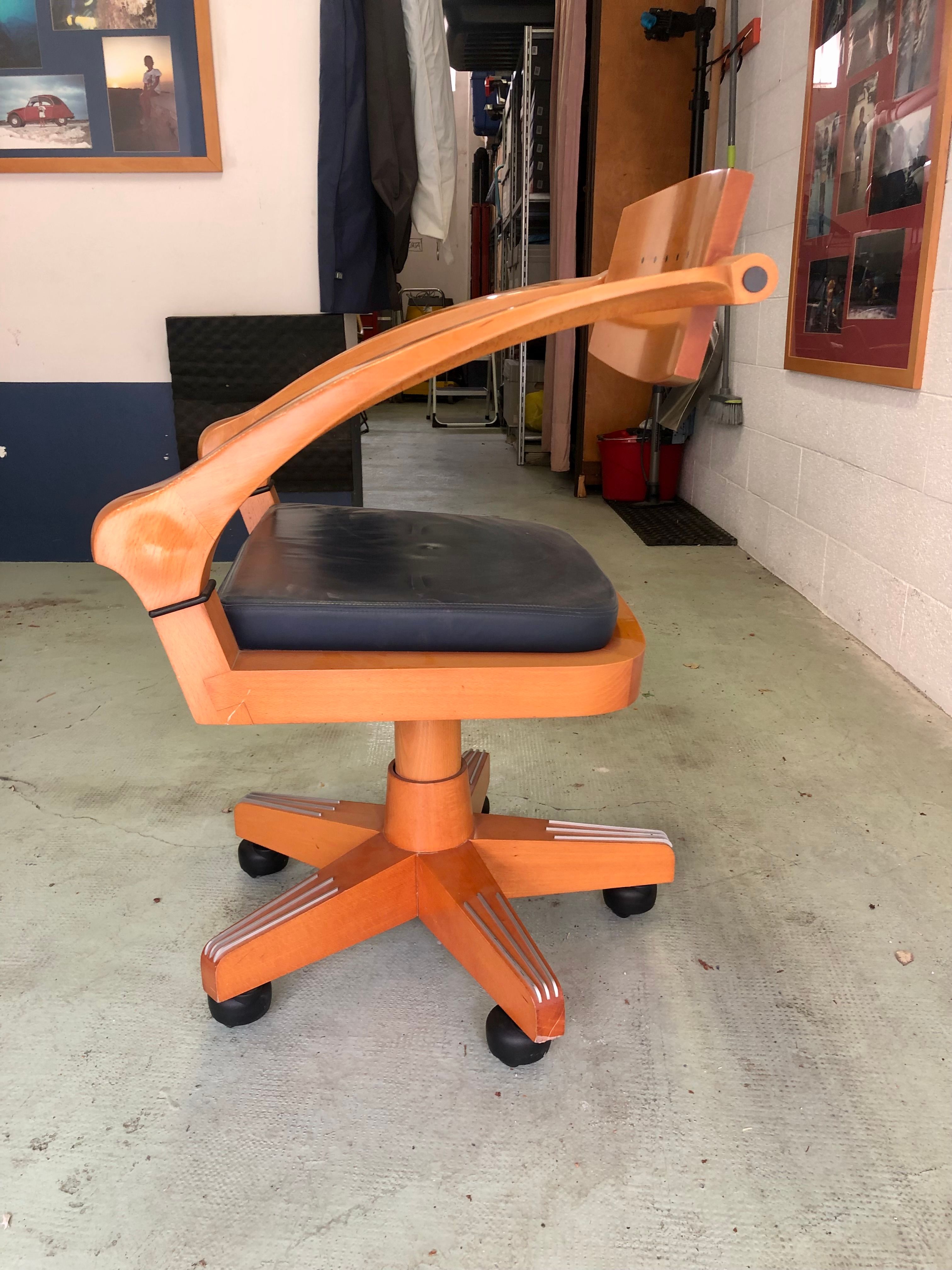 Sedia Spring in faggio e ebano di Massimo Scolari, Giorgetti Side