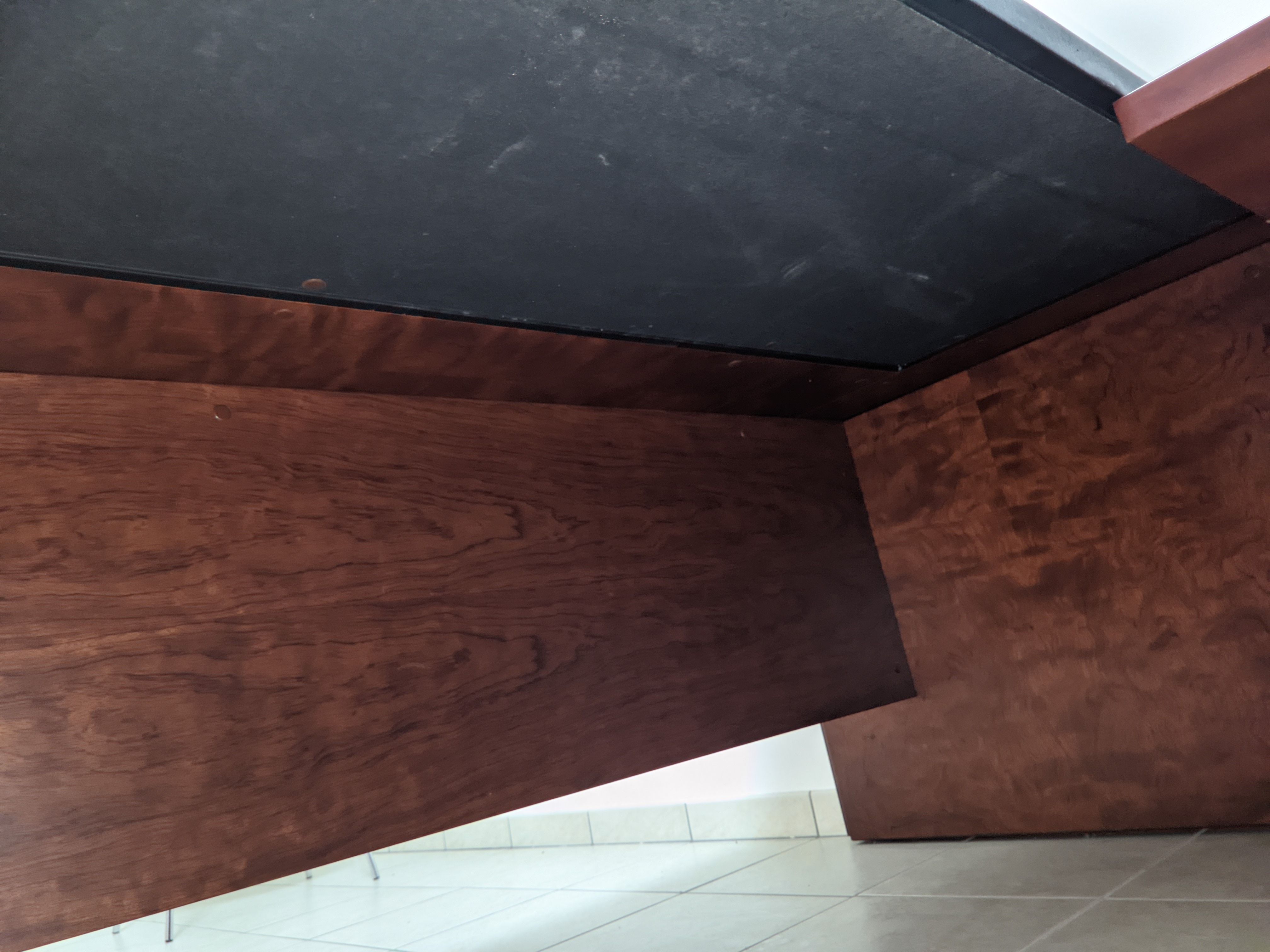 Scrivania vintage in legno verniciato poliestere e pelle Optional11