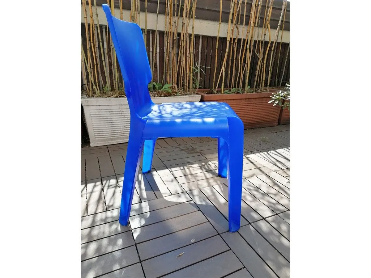 Authentic chair, Authentics 