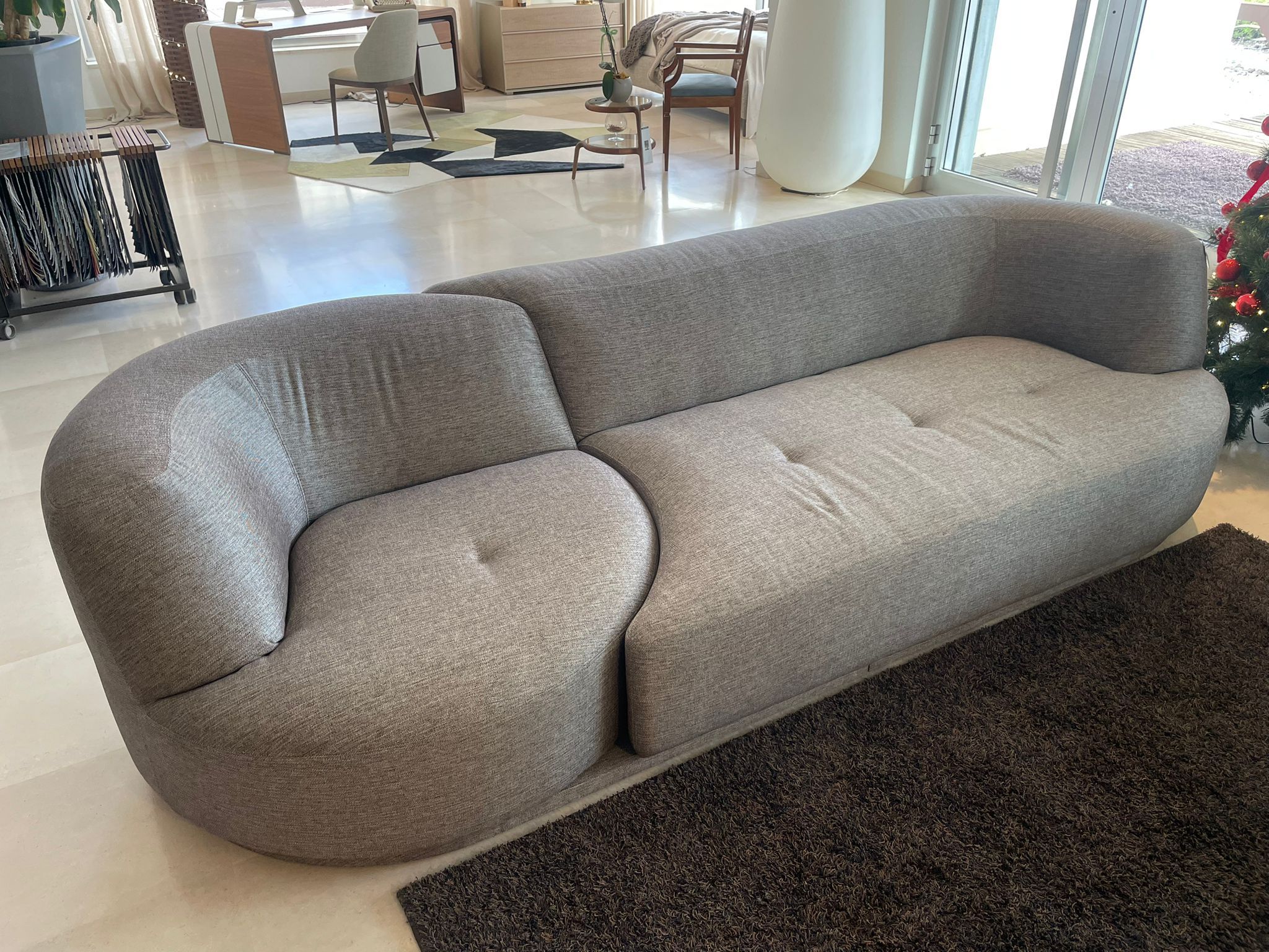 Bordone Dual-Sided Sofa with Swivel Seat Main