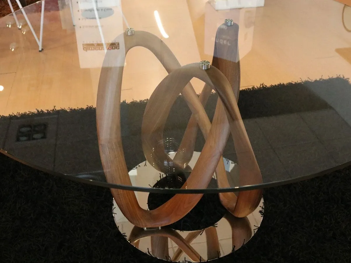 Infinity dining table with walnut wood base 2
