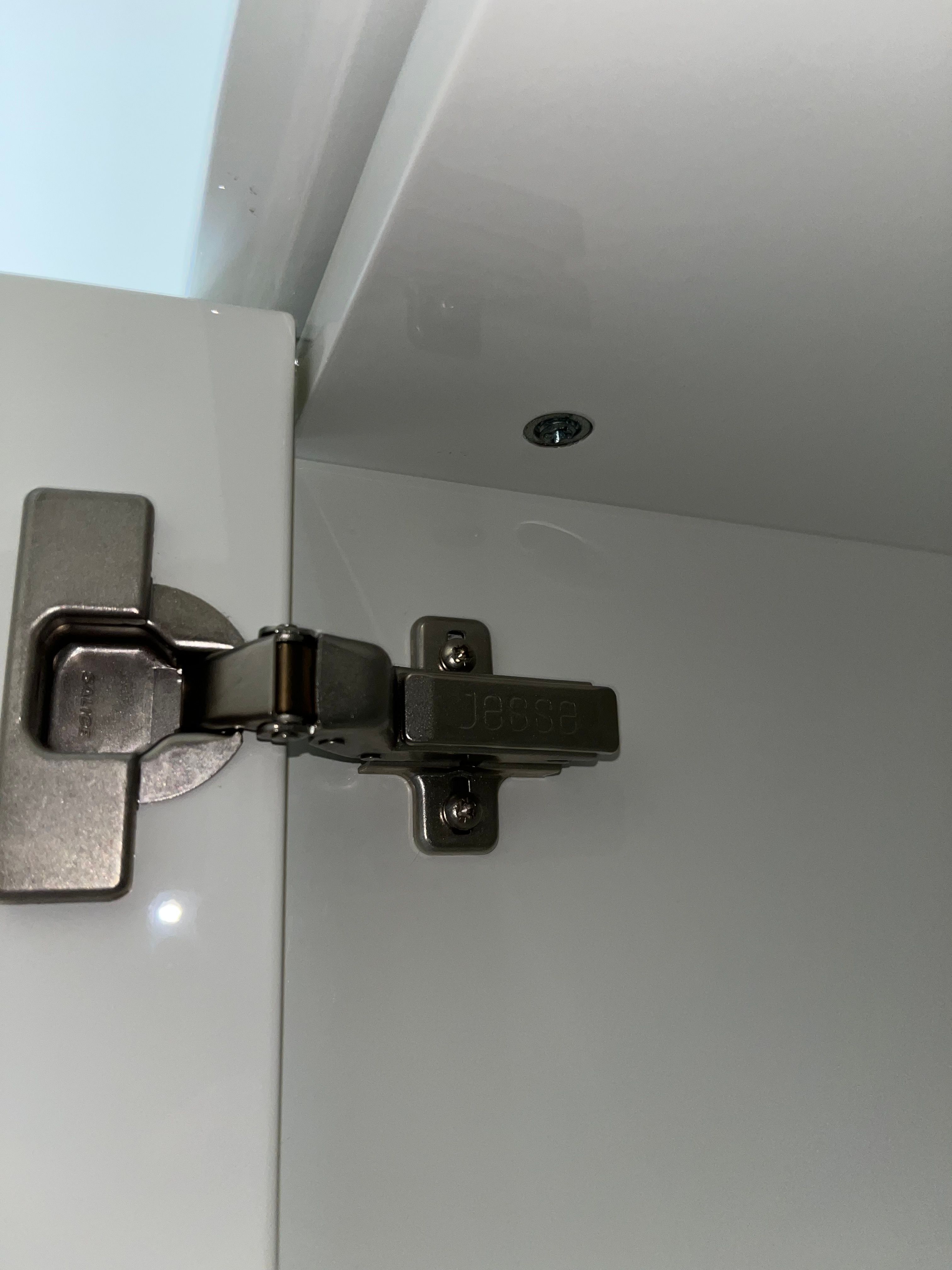 Madia Jesse in legno laccato lucido bianco  Brand