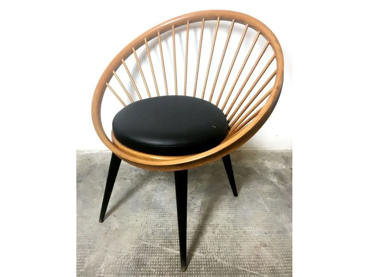 Poltroncina circolare di Yngve Ekström (1960), Deesup