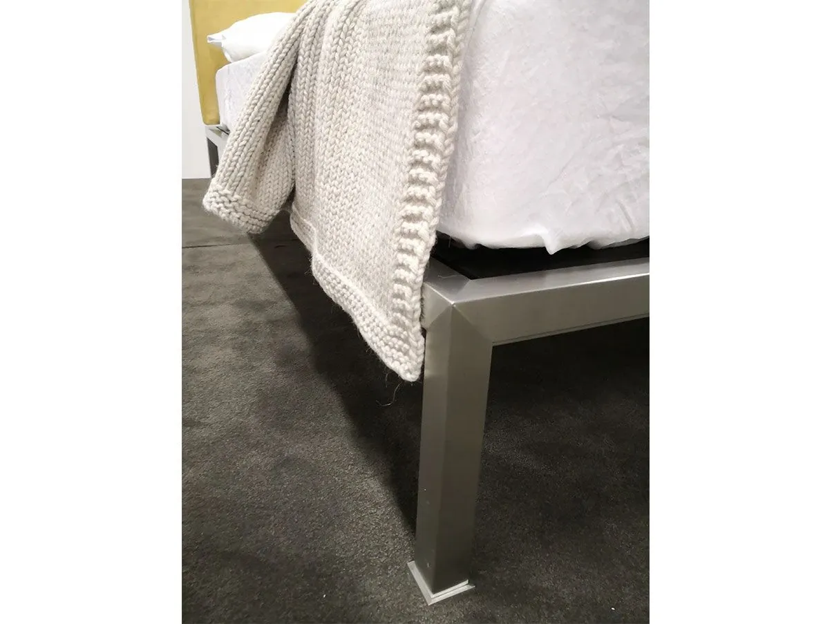 Letto matrimoniale Bed in pelle (oro), Ivano Redaelli 3