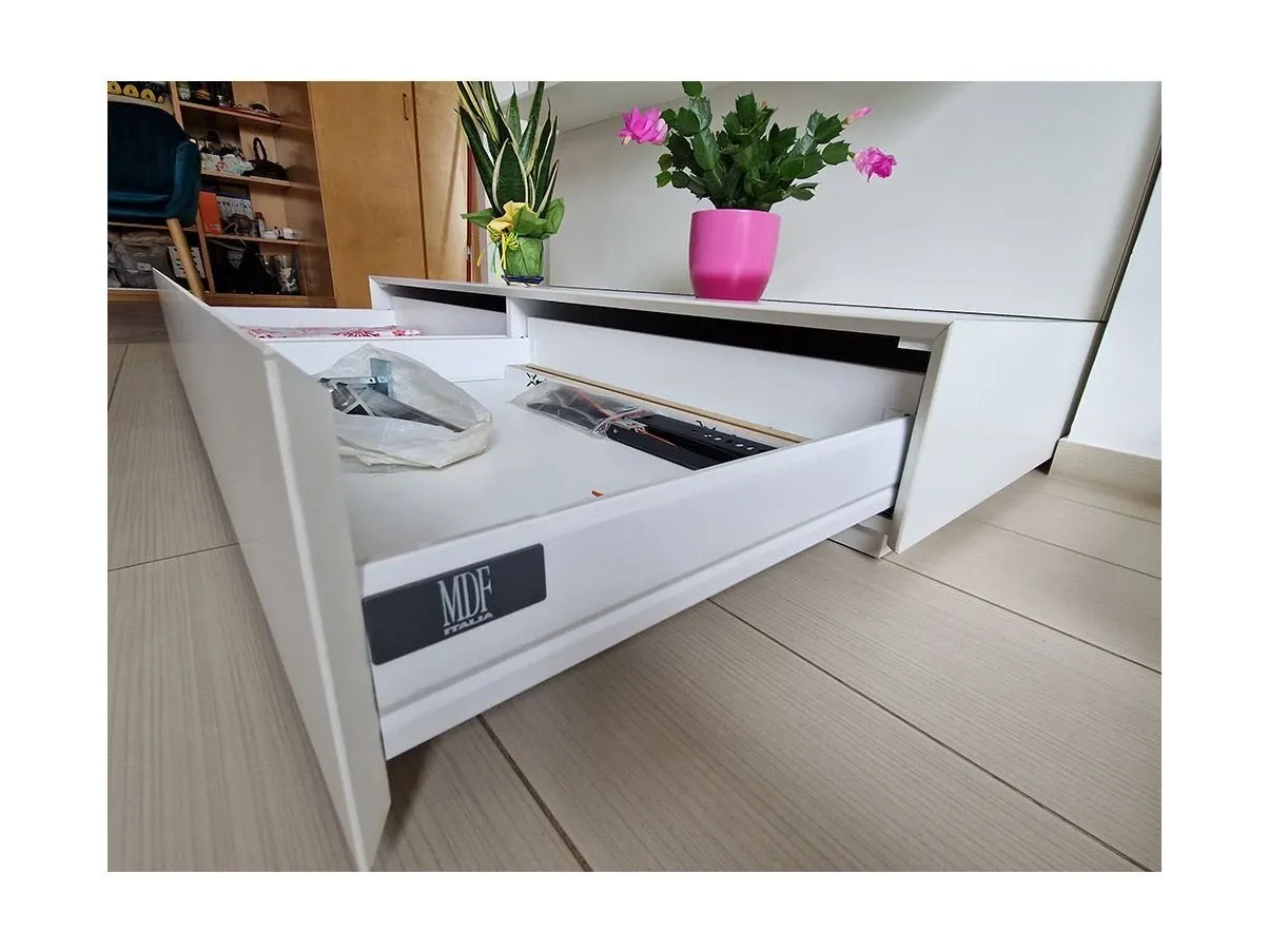 Mobile soggiorno bianco design moderno, MDF Italia 