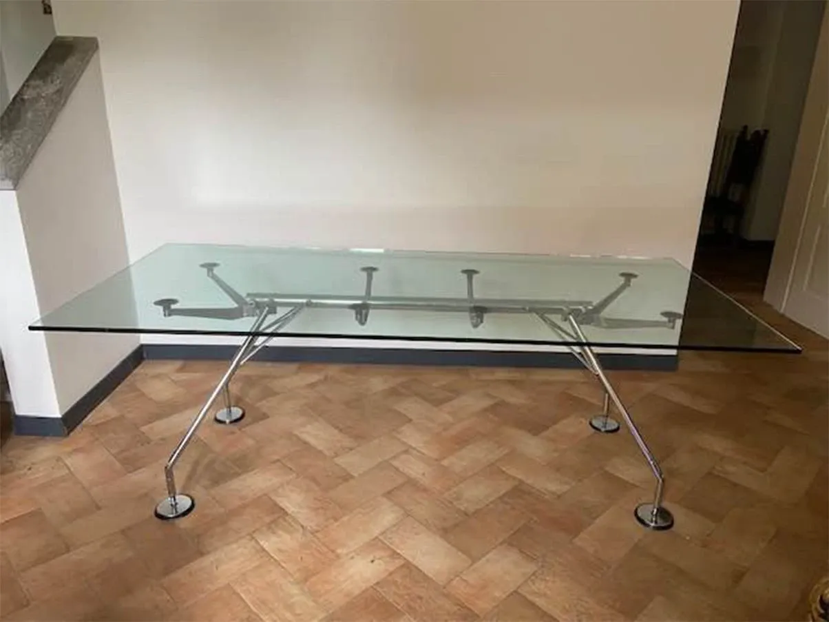 Tavolo Nomos rettangolare by Norman Foster 1