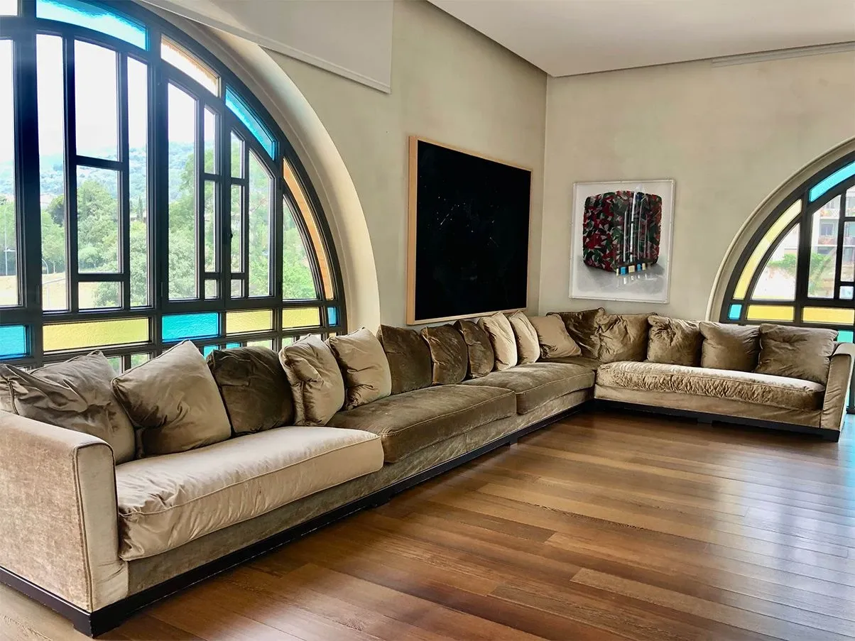 Promemoria corner sofa in silk velvet 1