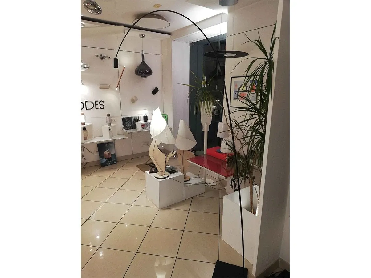 Lampada da terra Fox ad arco regolabile (nero) 