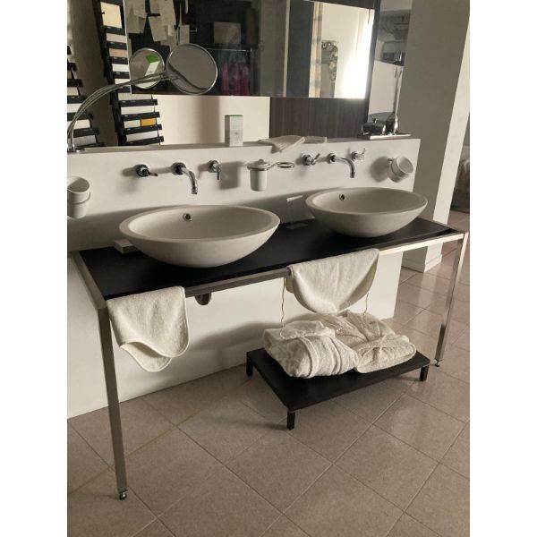 Set bagno completo con specchio lavabi e rubinetteria, Agape image