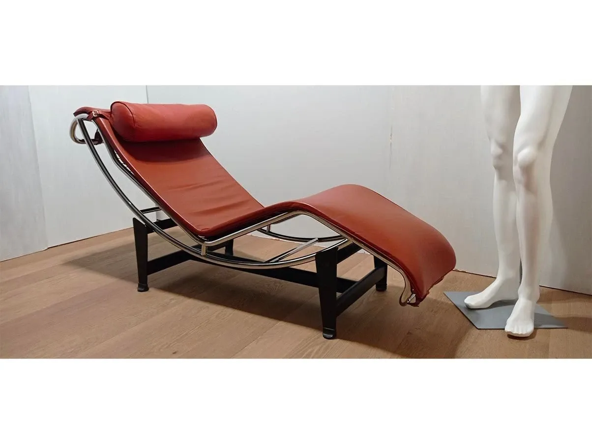 Chaise longue LC4 in pelle Cognac di Le Corbusier, Alivar 1