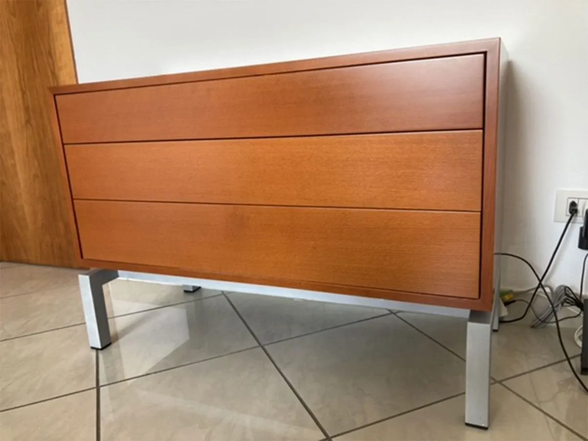 Xen 3-drawer chest in wood by Hannes Wettstein, Cassina 3