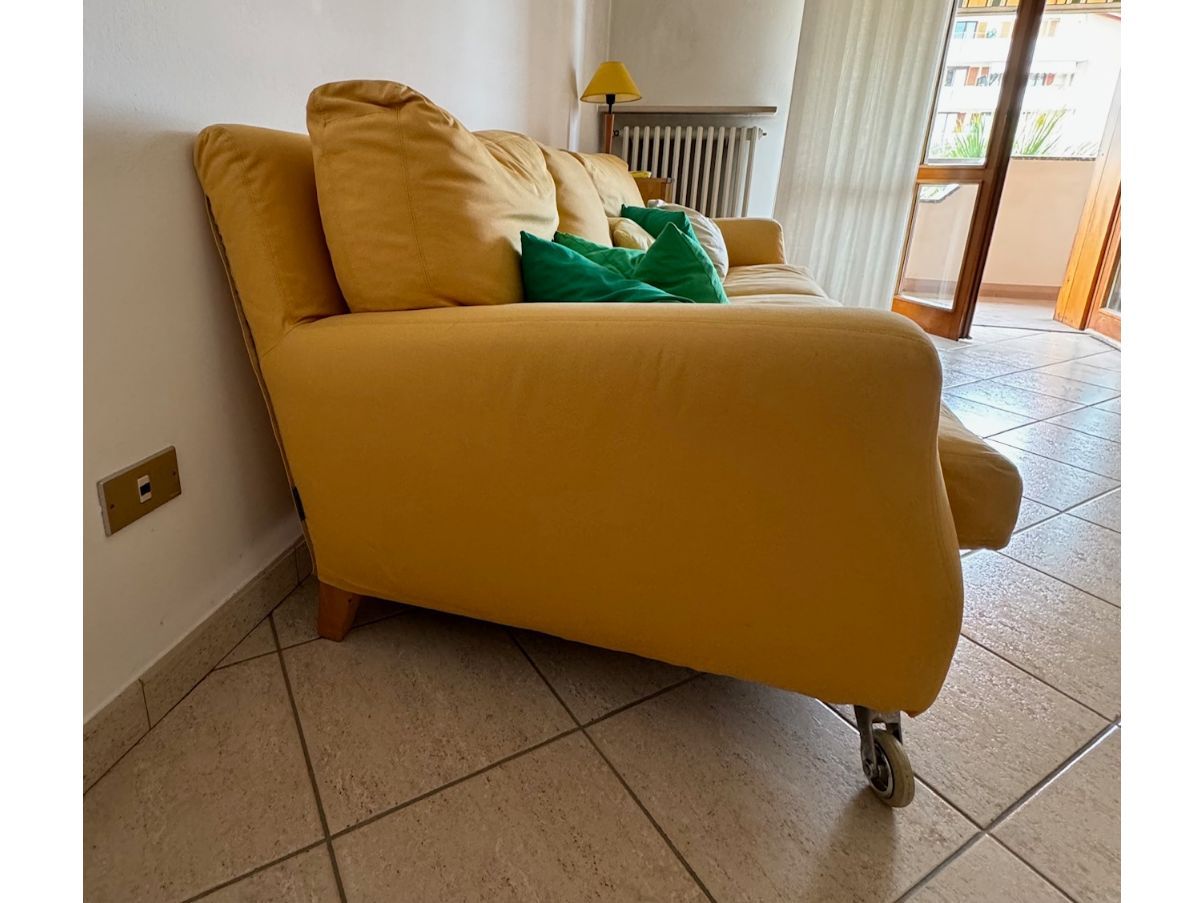 Ugomaria 3-seater sofa by Antonio Citterio, Flexform Side