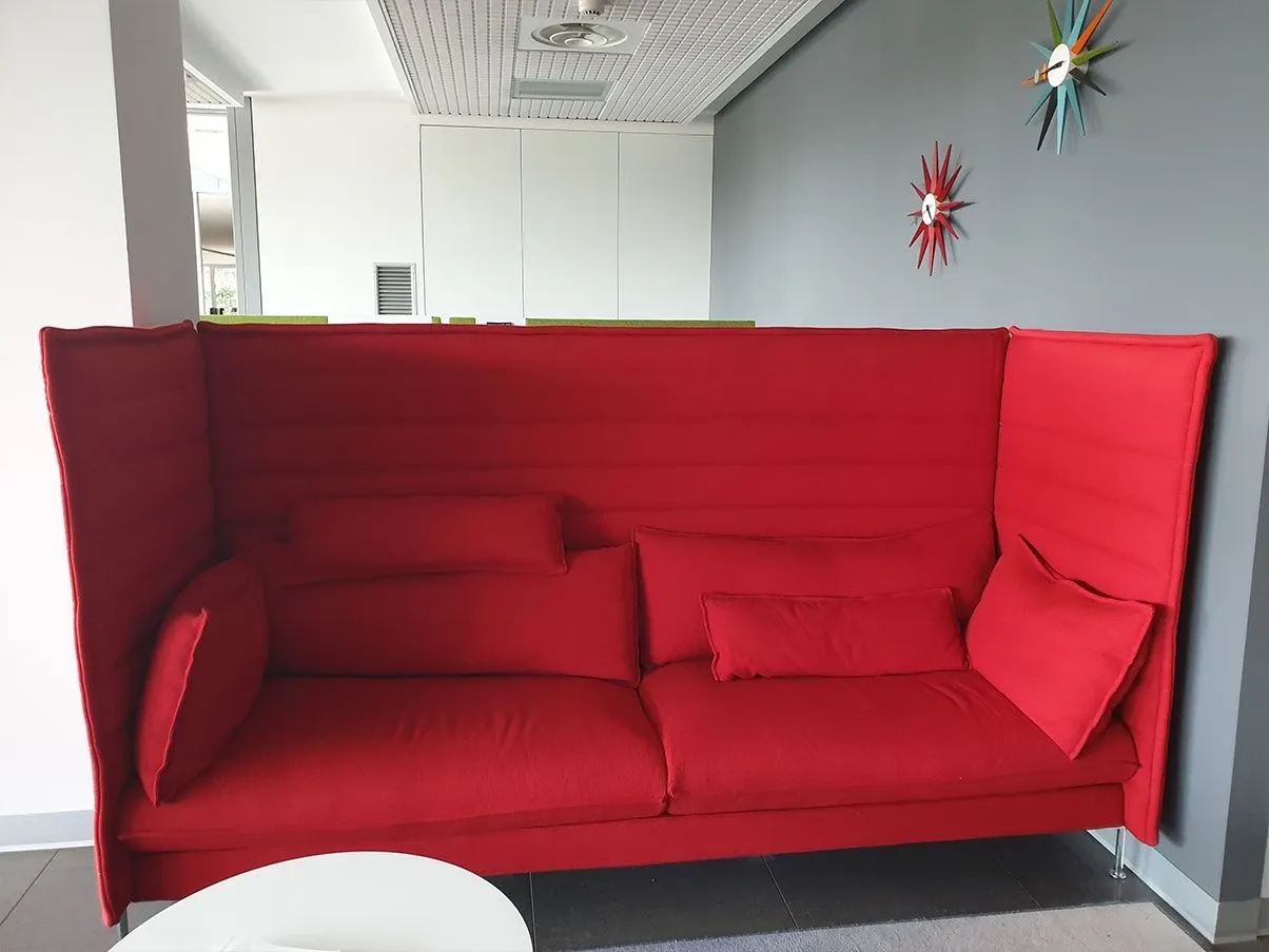 Alcove Highback Sofa 3 seater sofa in fabric (red) 3
