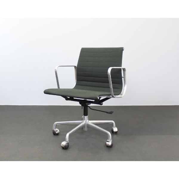 Vintage Ea117 Office Chair by Charles & Ray Eames, icf image