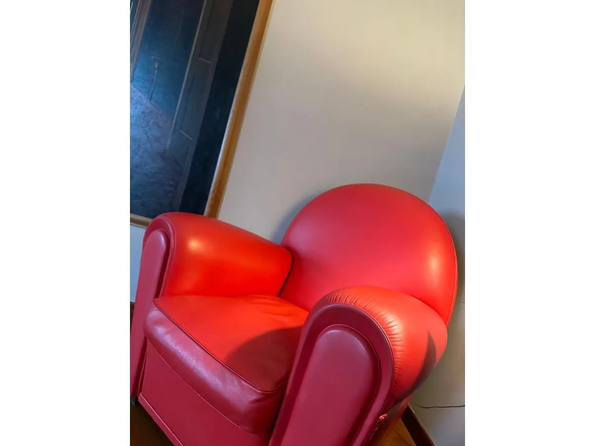 Poltrona Vanity Fair in pelle rossa 1