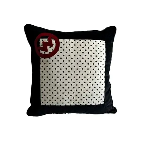 Animal cushion in velvet and pony skin, Wemi Light image