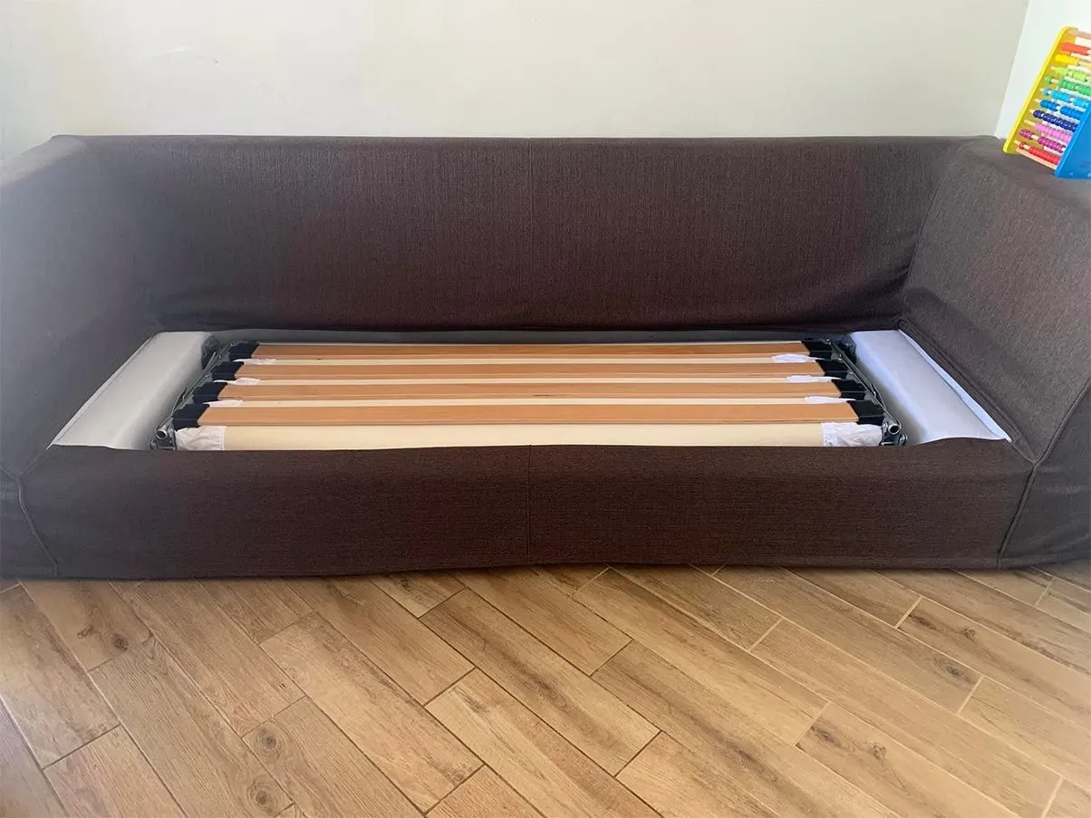 Schlafsofa Set mit Hocker und Sessel aus Stoff 4