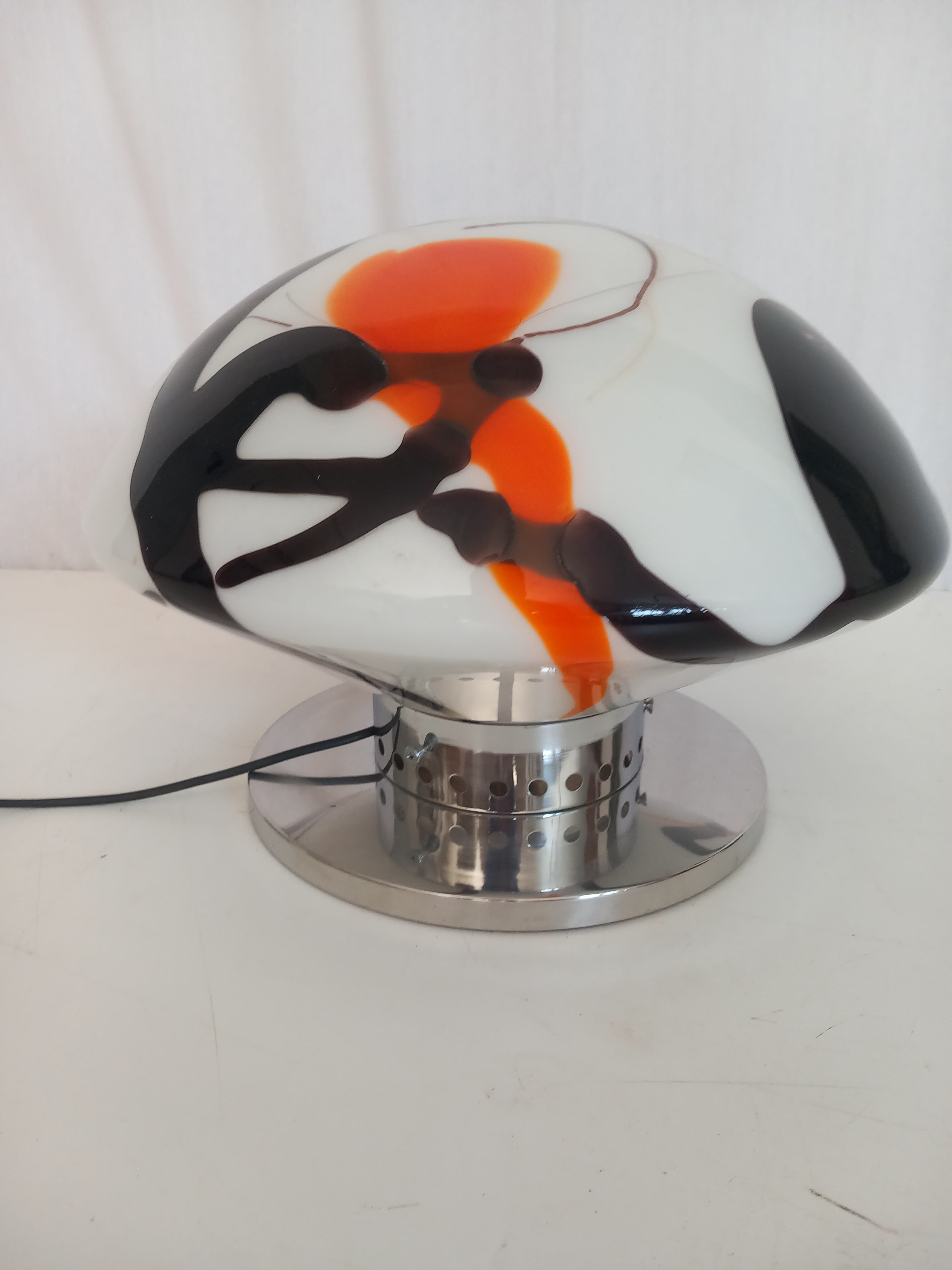 Vintage Tischlampe aus Opalglas, mehrfarbig, 50er Jahre Side