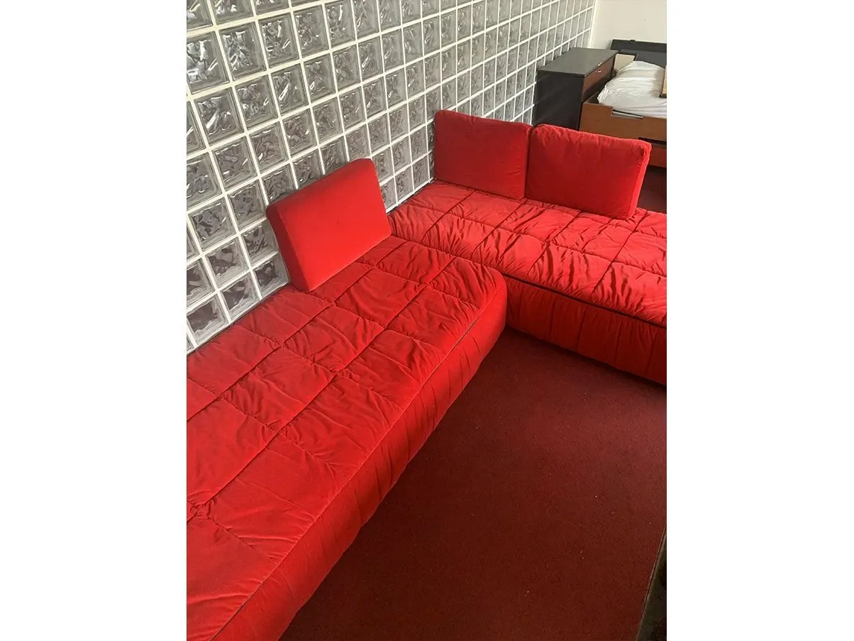 Set of 2 Strips sofa beds in velvet (red), Arflex 4