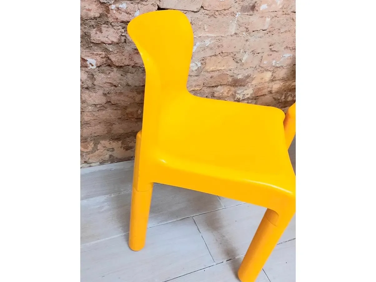 2er-Set Vintage Stühle Monoblock 4875 (70er Jahre)