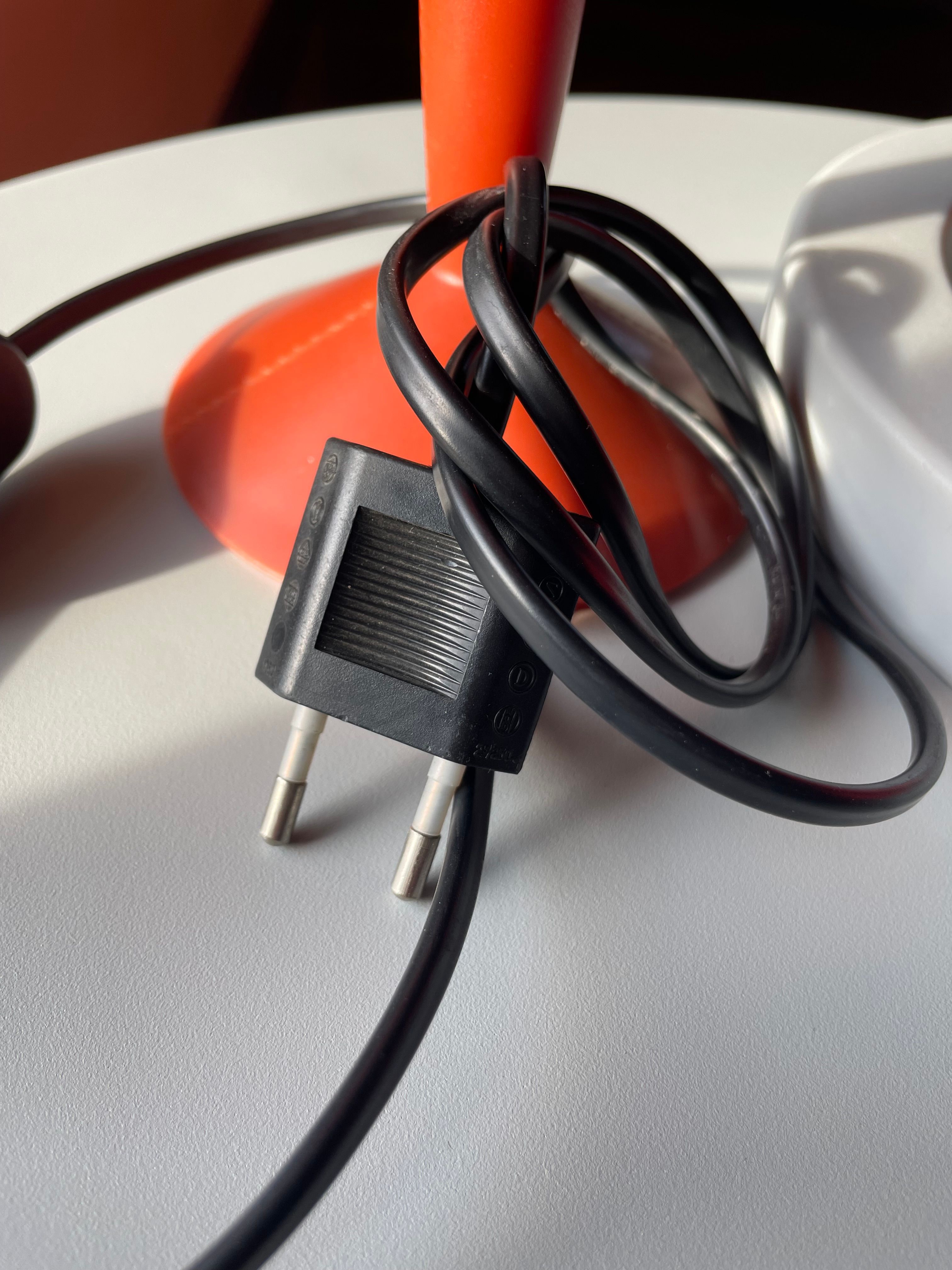 Abat-jour Miss Sissi arancione di Philippe Starck  Optional9