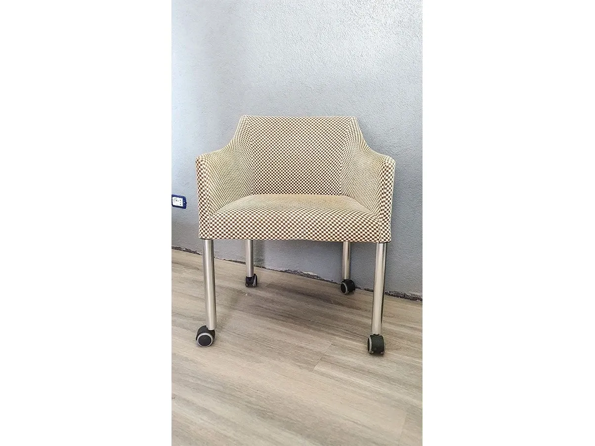 Poltroncina Pollack con ruote in tessuto sfoderabile, DePadova 4